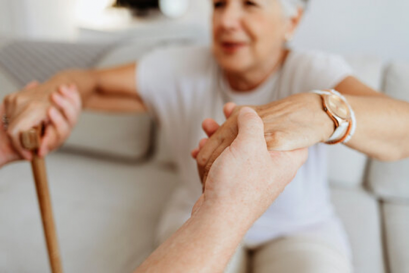 Onde Tem Asilo Particular para Terceira Idade Condomínio Serimbura - Asilo Particular para Idoso com Alzheimer